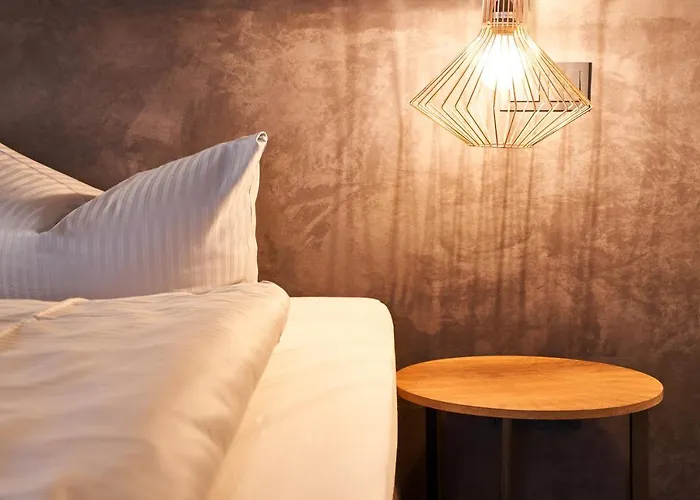 Otel Arrivel Kirchheim - Bisher Novitel