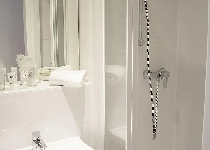 Otel Arrivel Kirchheim - Bisher Novitel