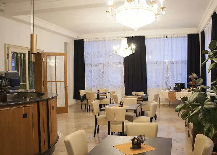 Arrivel Kirchheim - Bisher Novitel Otel 2*