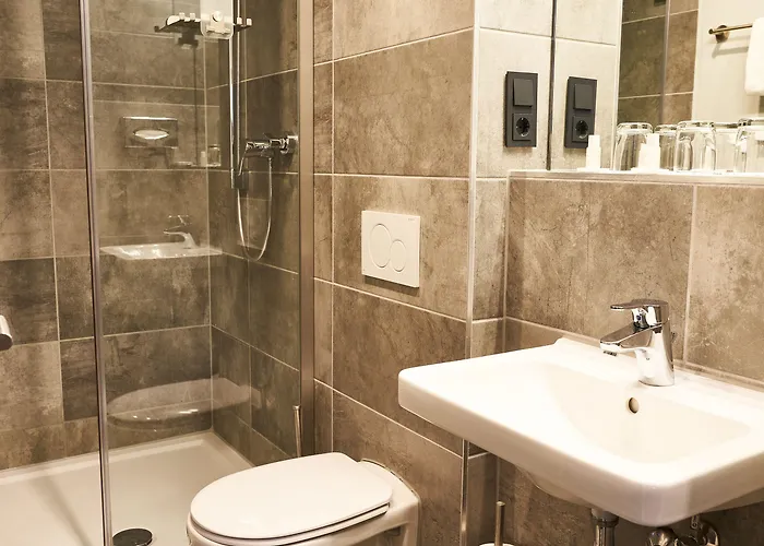 Otel Arrivel Kirchheim - Bisher Novitel 2*