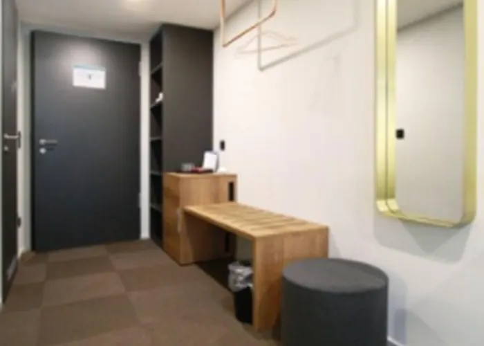 Otel Arrivel Kirchheim - Bisher Novitel 2*