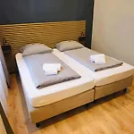 Otel Arrivel Kirchheim - Bisher Novitel