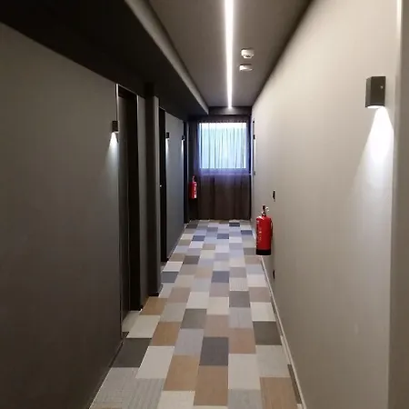 Arrivel Kirchheim - Bisher Novitel