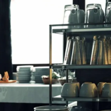 Arrivel Kirchheim - Bisher Novitel 2*